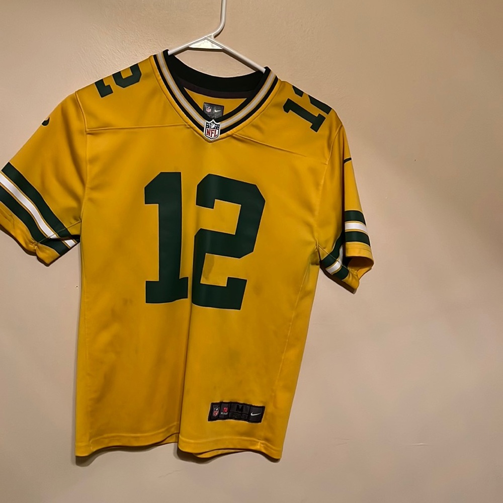 Yellow and green packers jersey